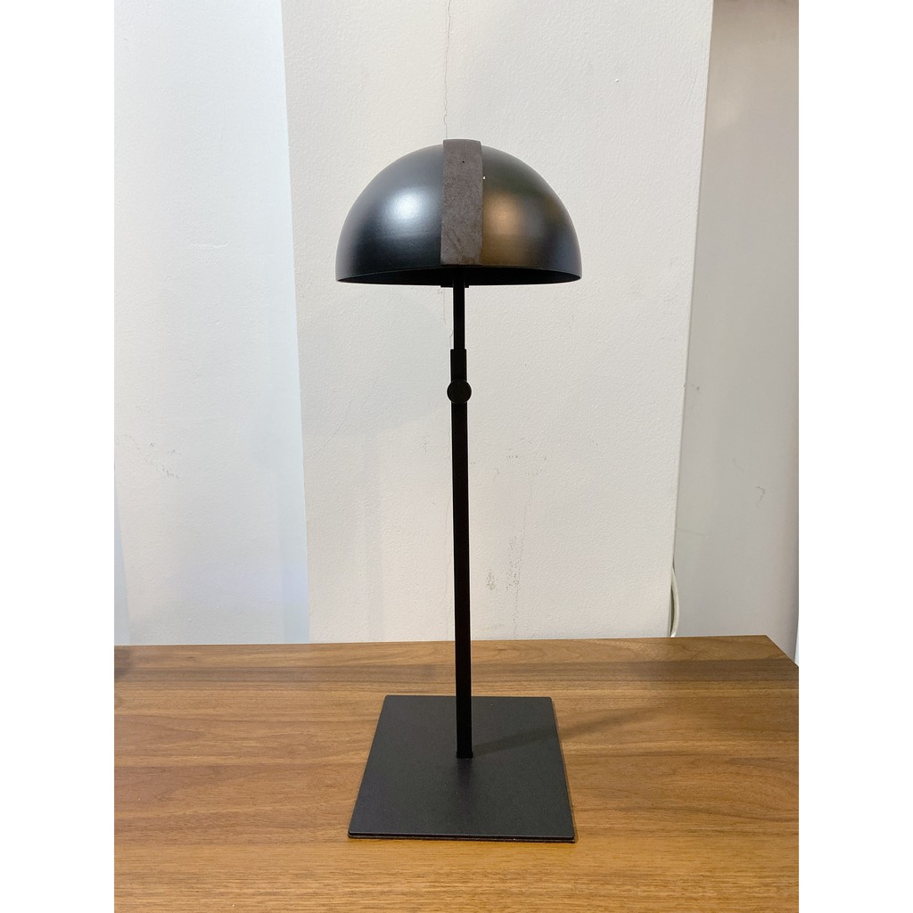 Giá trưng nón mũ cho shop