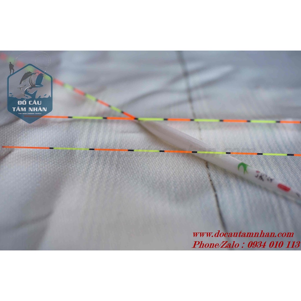 01 cây phao Phi Yến S10 chuyên rô phi. Cỏ bóc vỏ.