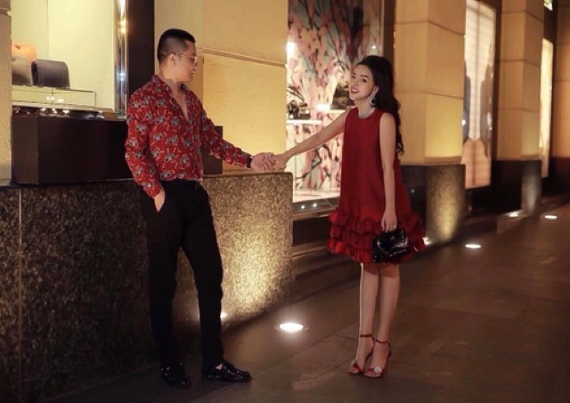 VÁY TACTA ĐUÔI ZÚm BÈO TẦNG