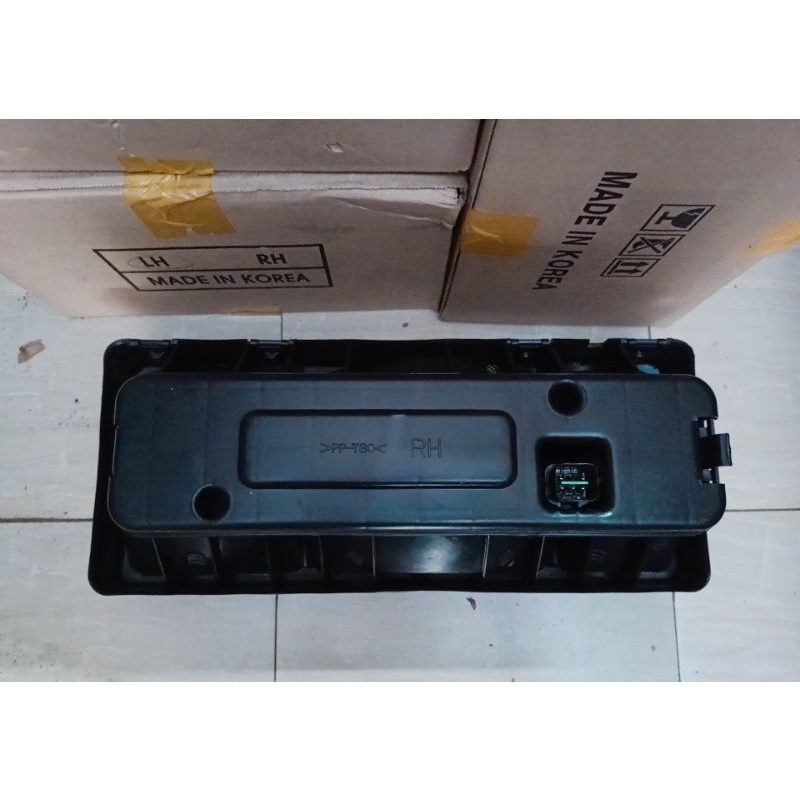 Đèn hậu Hyundai 2t5 , 3t5 - Hyundai HD 500 HD65-HD72- HD99-HD800- EMAITY- MAITY 2