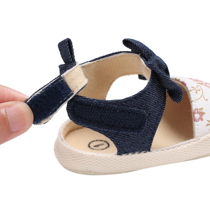 Giày bé gái từ 9-12 tháng tuổi