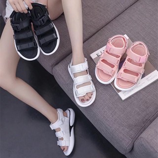 Sandal quai ngang
