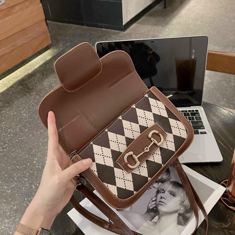 Túi xách nữ thời trang hoạ tiết trám siêu đẹp TX687