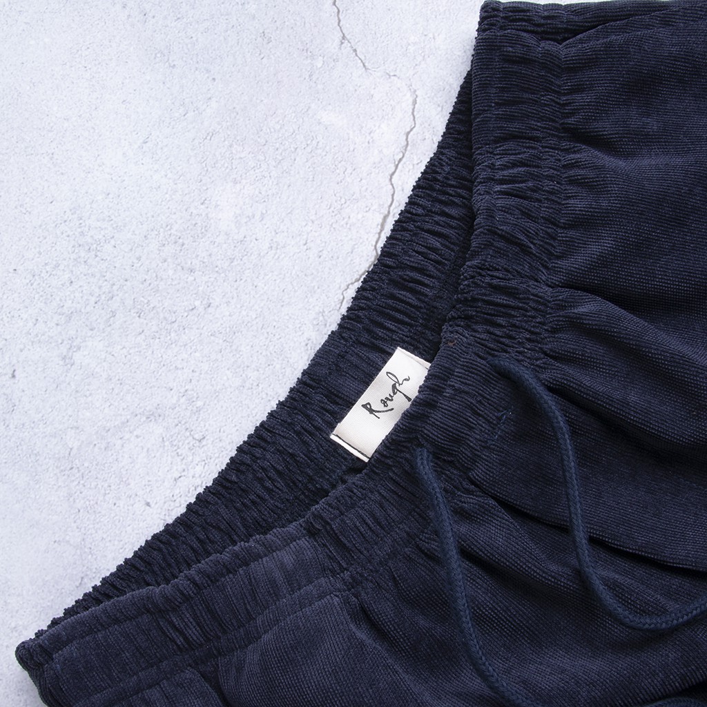 Quần Short Nam ROUGH Chất Liệu Nhung Tăm ROUGH 5 Màu Trẻ Trung, Cá Tính