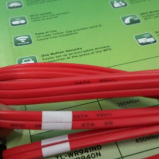 Cable LuXshare SAS cable SFF-8087 to SATA *4 dài 88cm dùng cho server