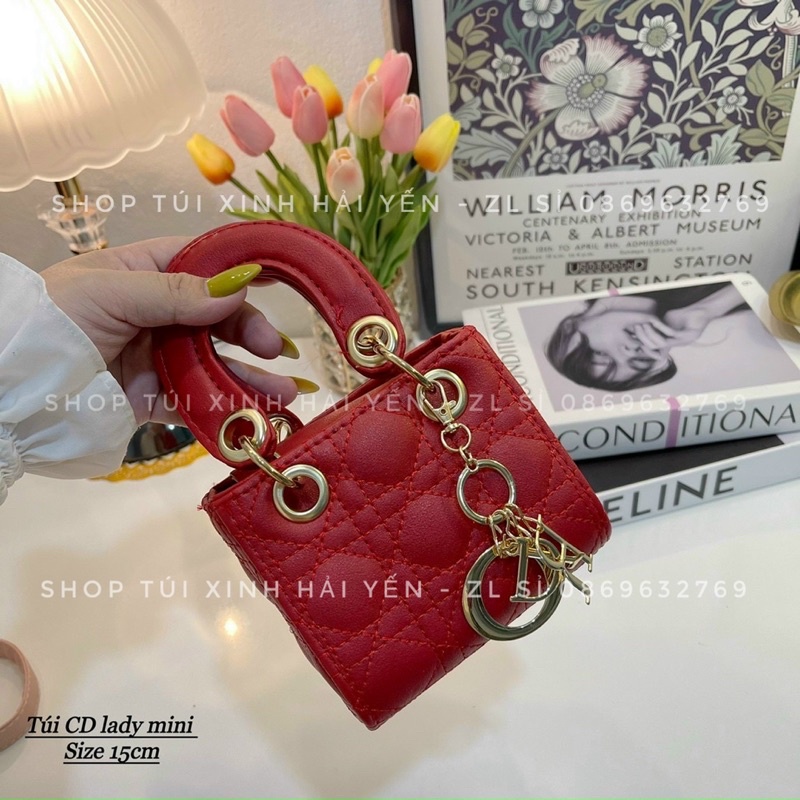 túi đeo chéo, túi cầm tay lady size 18 và size 15 tặng kèm chùm