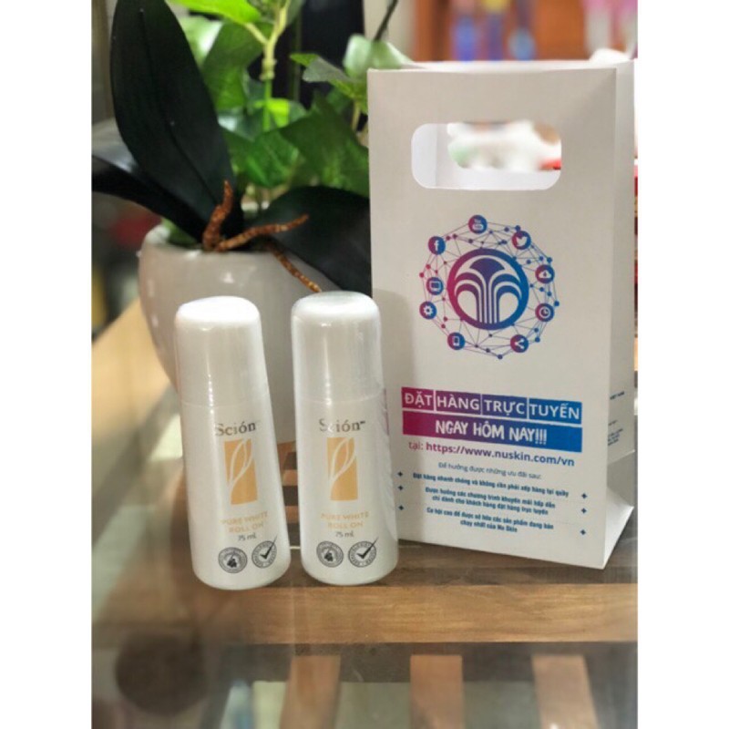 Lăn Khử Mùi Trắng Da Scion 75ml