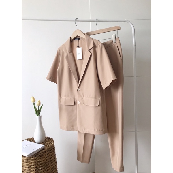 Áo blazer tay ngắn, vest nữ phong cách công sở phom suông 3 màu, có túi nắp, dễ mặc đi làm đi chơi