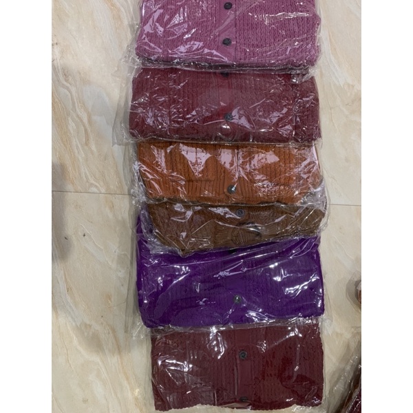 Áo len bà già tặng bà tặng mẹ