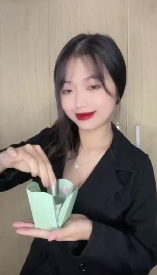 Nước hoa Nữ Thanh Lịch ELEGANT GIRL Hương Thơm Thanh Nhã, Tinh Tế, Nguyên Liệu Từ Pháp, Dạng Xịt 30ML [BY NASORA] | BigBuy360 - bigbuy360.vn