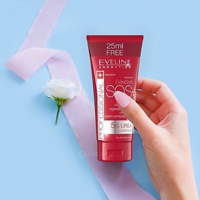 Eveline Kem dưỡng da tay Extra Soft SOS 100ml