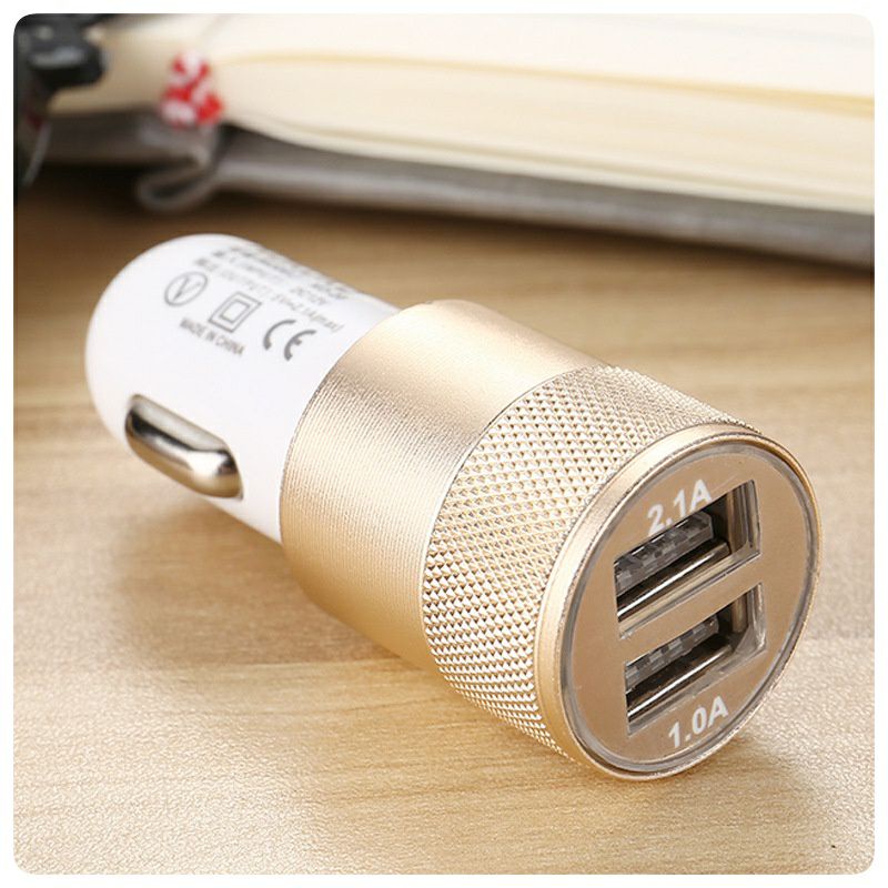 Sạc pin điện thoại usb trên Xe Ô tô - Yobomall