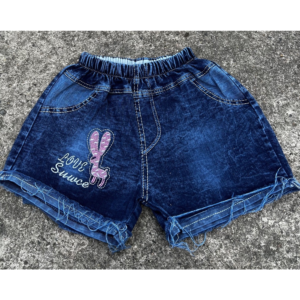 Quần đùi jean bé gái thêu hình ngộ nghĩnh size 15-25kg