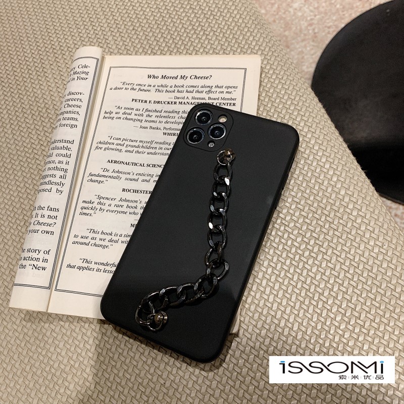 Ốp Điện Thoại Màu Đen Phối Dây Xích Cá Tính Cho Iphone7 12 11pro Max Apple X Xs Xr Mini | BigBuy360 - bigbuy360.vn