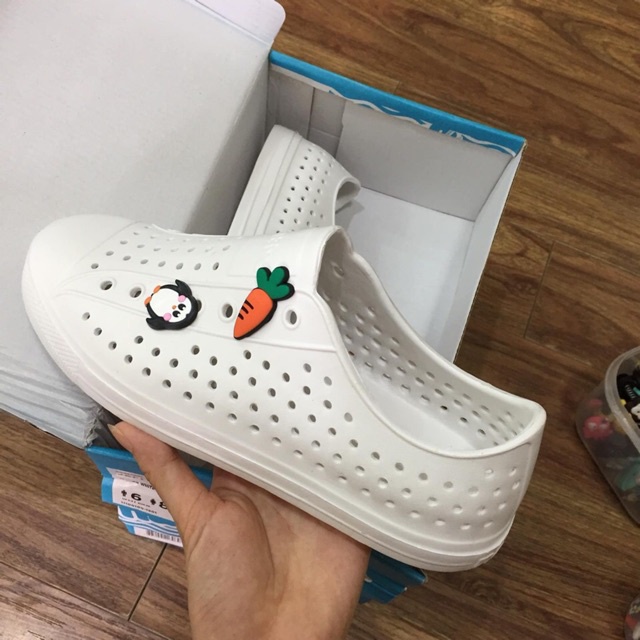 Nhập MASTMS0426 giảm 15%] giày nhựa siêu nhẹ cao cấp FREESHIPhotrend NA07