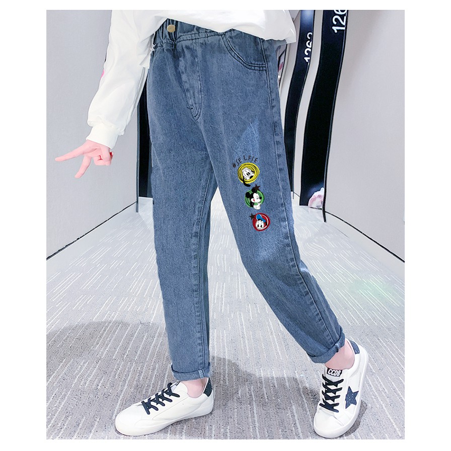 Quần jeans phối họa tiết hoạt hình đáng yêu năng động cho bé từ 4-12 tuổi