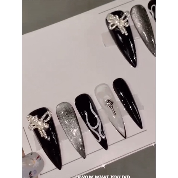 Móng giả tự gắng mẫu mắt mèo cá tính kèm charm nơ cao cấp