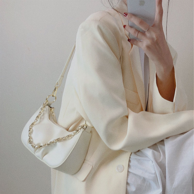 Túi Đeo Vai Phối Dây Xích Thiết Kế Nhỏ Gọn Thời Trang