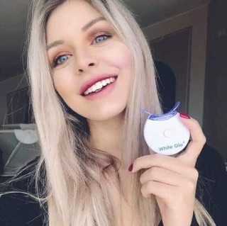 🌟 Bộ làm trắng răng White Glo White Accelerator Blue Light Teeth Whitening System