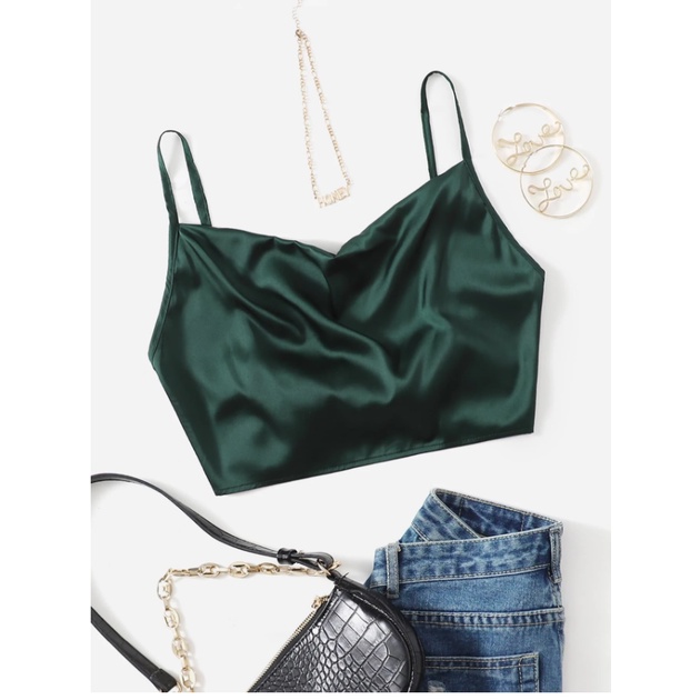 Áo croptop hai dây có nơ buộc sau lưng sexy sang chảnh