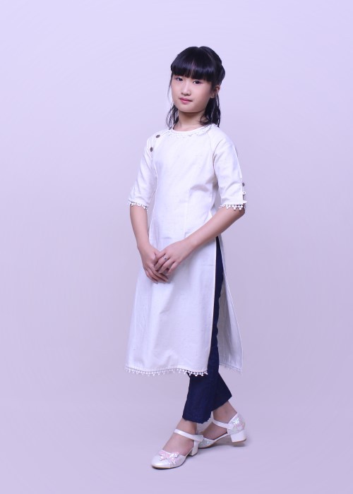 Áo dài bé gái linen phối trắng