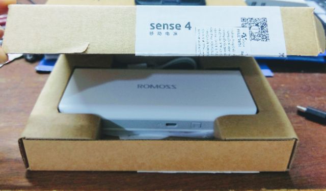 Pin sạc dự phòng Romoss Sense 4 - 10000mAh chính hãng C.ty Phúc Thịnh NK và PP