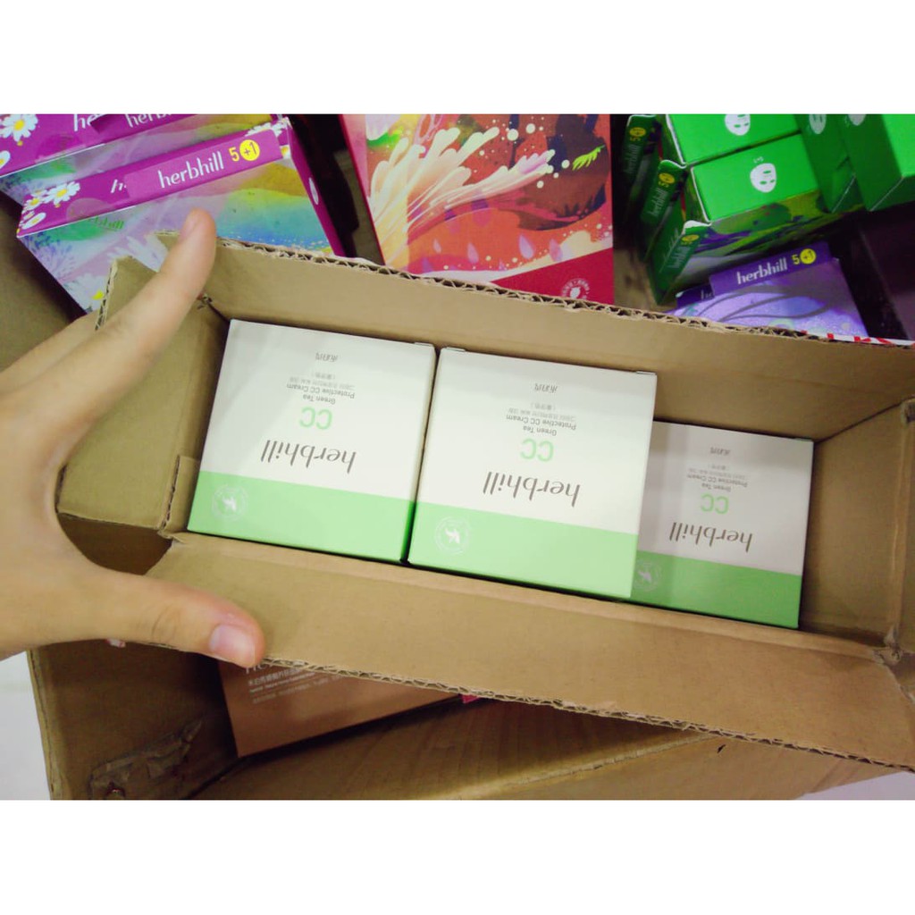 [Cận date sale 50%]Phấn nước Herbhill CC cream che khuyết điểm 15g tặng kèm 1 lõi | BigBuy360 - bigbuy360.vn