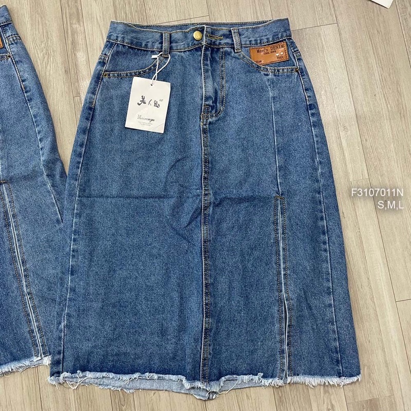 Về sll  🌺 Chân váy jean có túi xẻ tà trước dáng dài lưng cao! HÀNG VNXK