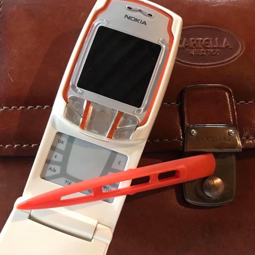 Điện thoại Nokia 230 chính hãng nghe gọi 2 sim giá rẻ, Có Pin + Sạc , Bảo Hành 12 Tháng