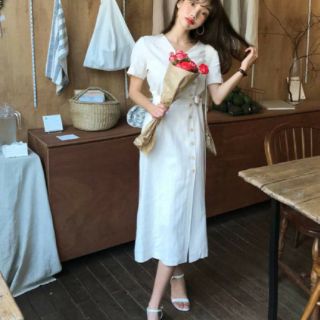 Đầm váy trắng nút xéo form to (kèm hình thật)