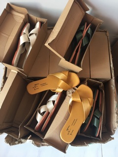 Combo dép sandal thời trang cho mẹ