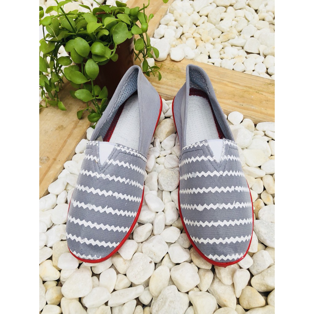 GIÀY REN LƯỚI NỮ TÍNH CHO BẠN GÁI