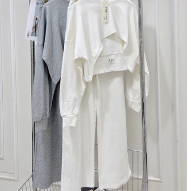 Set 3 Món Croptop Mix Quần Ống Suông Chất Bozip
