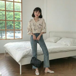 ÁO SƠMI CỔ V HOA LÁ
