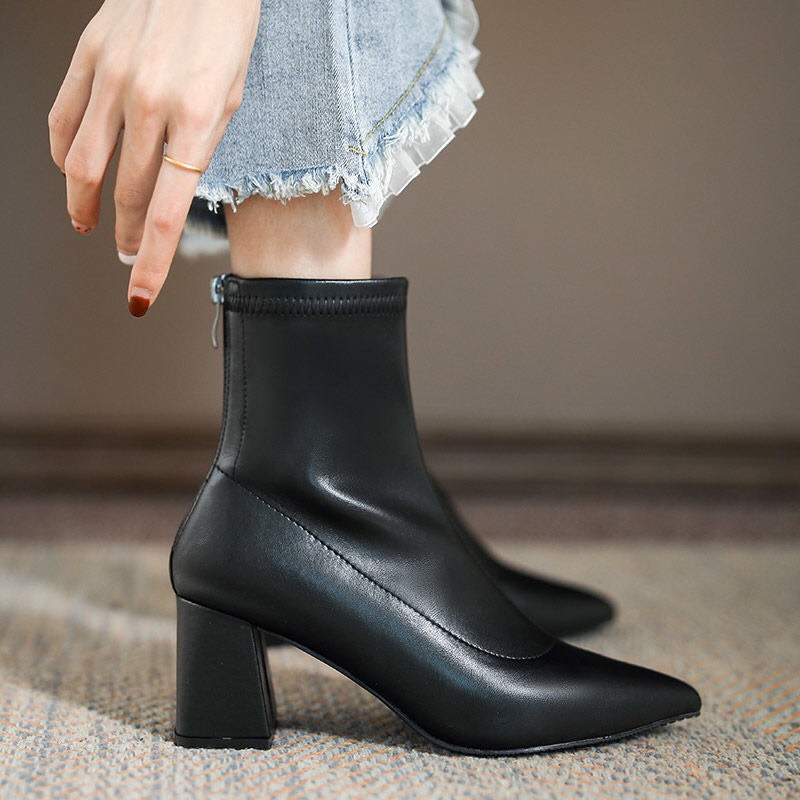 Giày Bốt Nữ Size 31 32 33 Gót Trụ Mũi Nhọn Da Mềm Hàng Quảng Châu Cao Cấp Cao 7cm