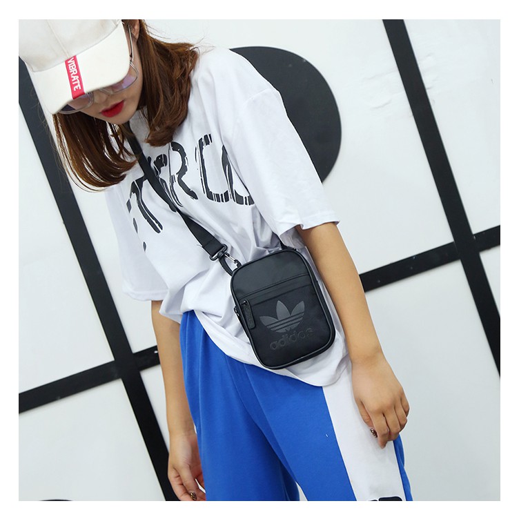 Túi đeo chéo Adidas mini
