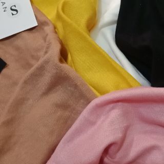 Áo cổ tim. Cổ tròn