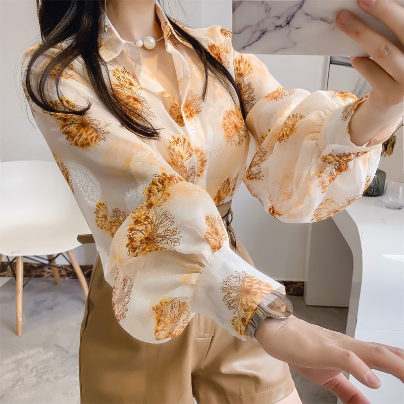 Áo voan tay phồng họa tiết in ấn phong cách trưởng thành chống nắng thời trang mùa hè Hàn Quốc cho nữ