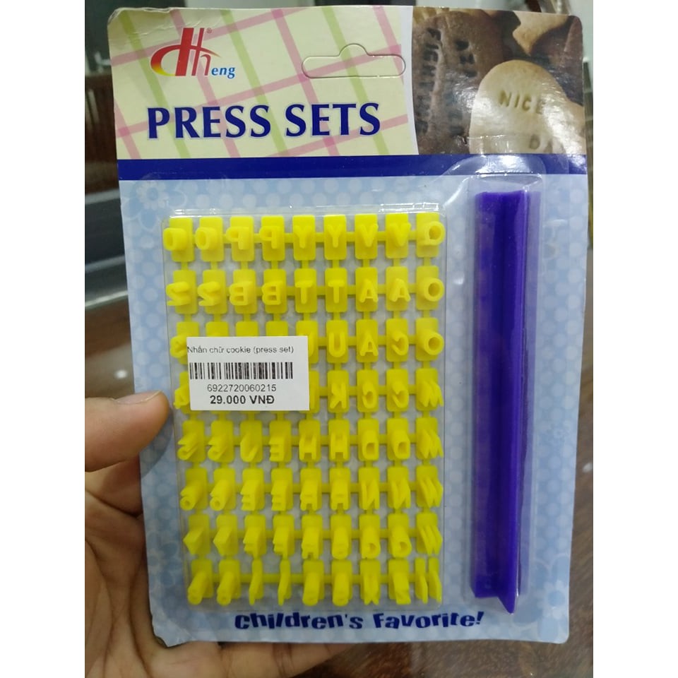 Press sets-Dụng cụ Nhấn chữ cookie, tạo những thông điệp thật đặc biệt trên chiếc bánh của bạn.