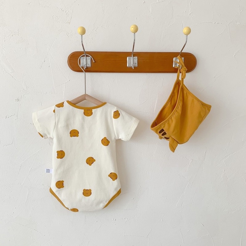 Bộ Áo Liền Quần Ngắn Tay Kèm Nón Vải Cotton Thời Trang Cho Bé Sơ Sinh