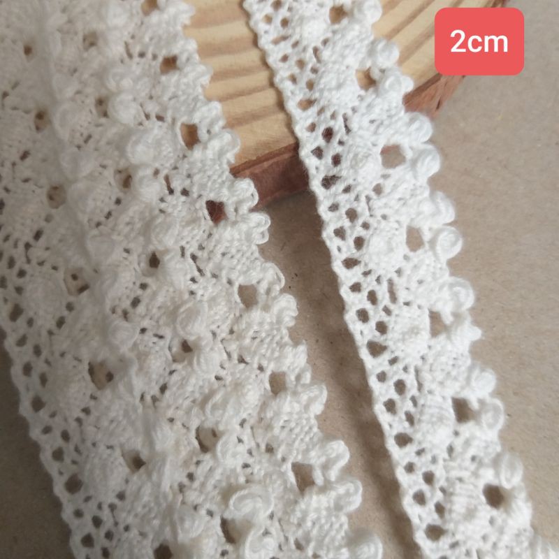 Ren chỉ cotton , màu trắng , size từ 1.3cm đến 4.5cm