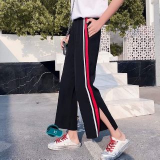 QUẦN ỐNG RỘNG KẺ SỌC XẺ TÀ