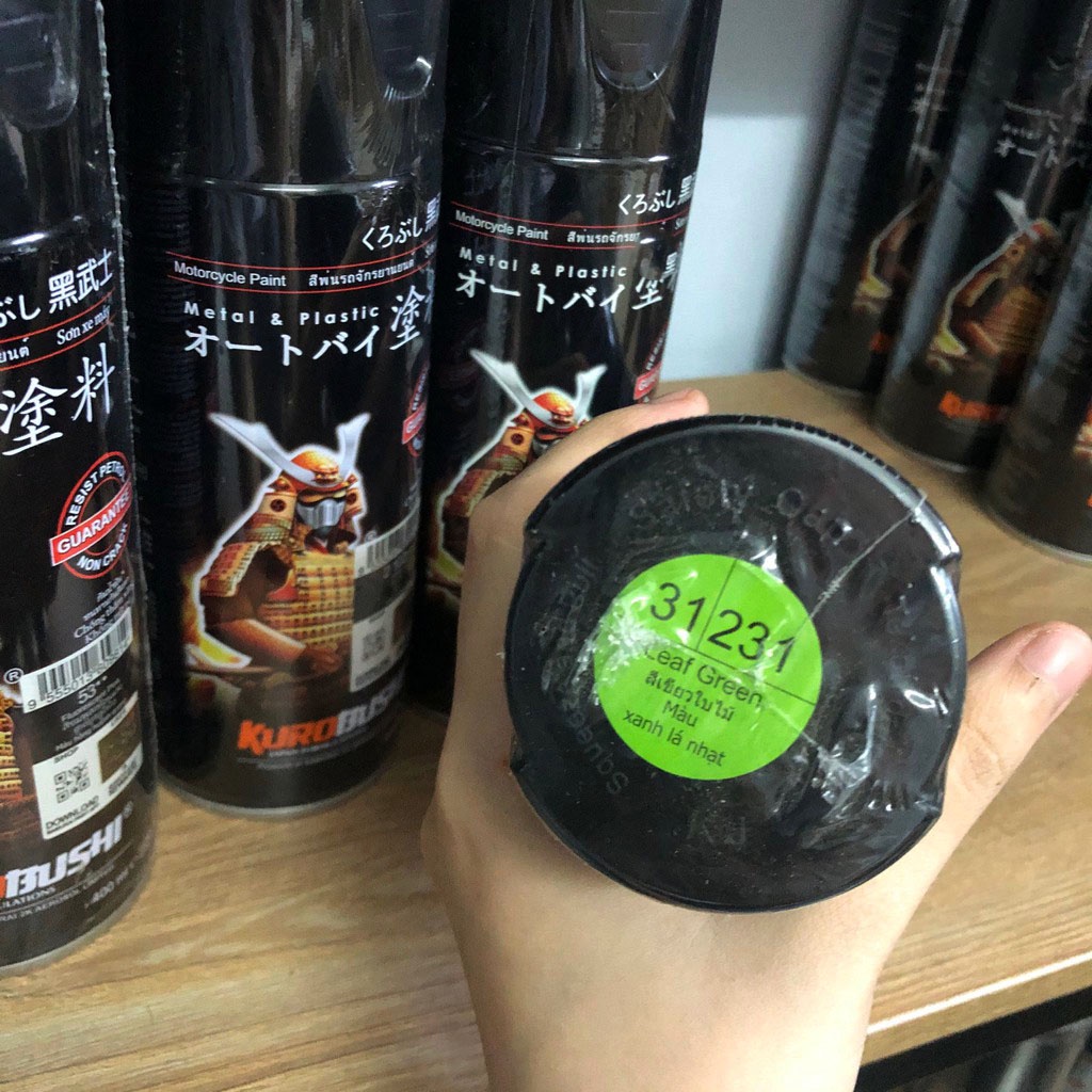 Sơn Samurai màu xanh lá nhạt 31/231 chính hãng, sơn xịt dàn áo xe máy chống nứt nẻ, kháng xăng