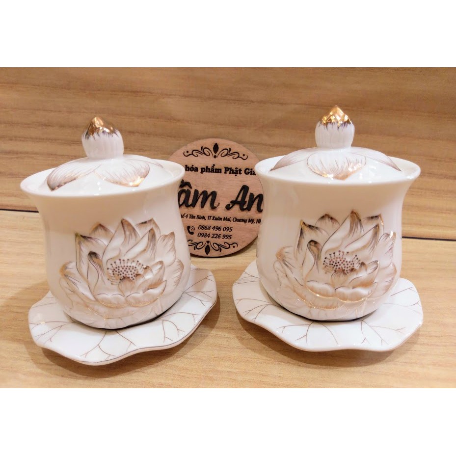 LY NƯỚC BẠCH NGỌC CÚNG PHẬT