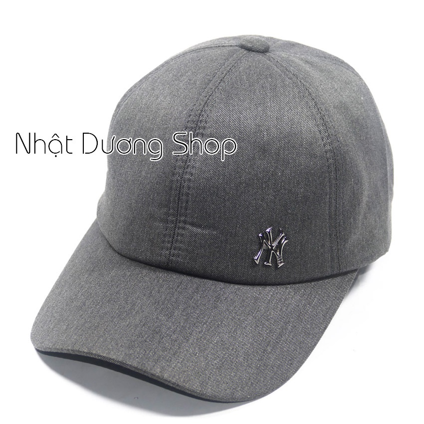 Nón kết Nam Nữ - Chất liệu vải Kaki bền chắc kết hợp với họa tiết mặt sắt nổi bật tạo nên sự tự tin cho người đội