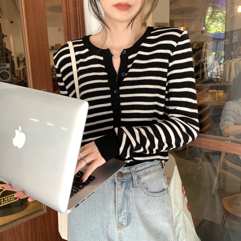 Áo khoác cardigan SUXI dệt kim tay dài dáng rộng họa tiết kẻ sọc thời trang mùa thu phong cách Hàn Quốc mới cho nữ