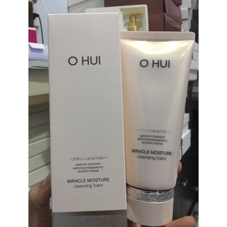 Sữa rửa mặt Giúp Cung Cấp Độ Ẩm ,Giữ Da Săn Chắc, Đàn hồi Ohui Miracle Moisture Cleansing Foam 200ml