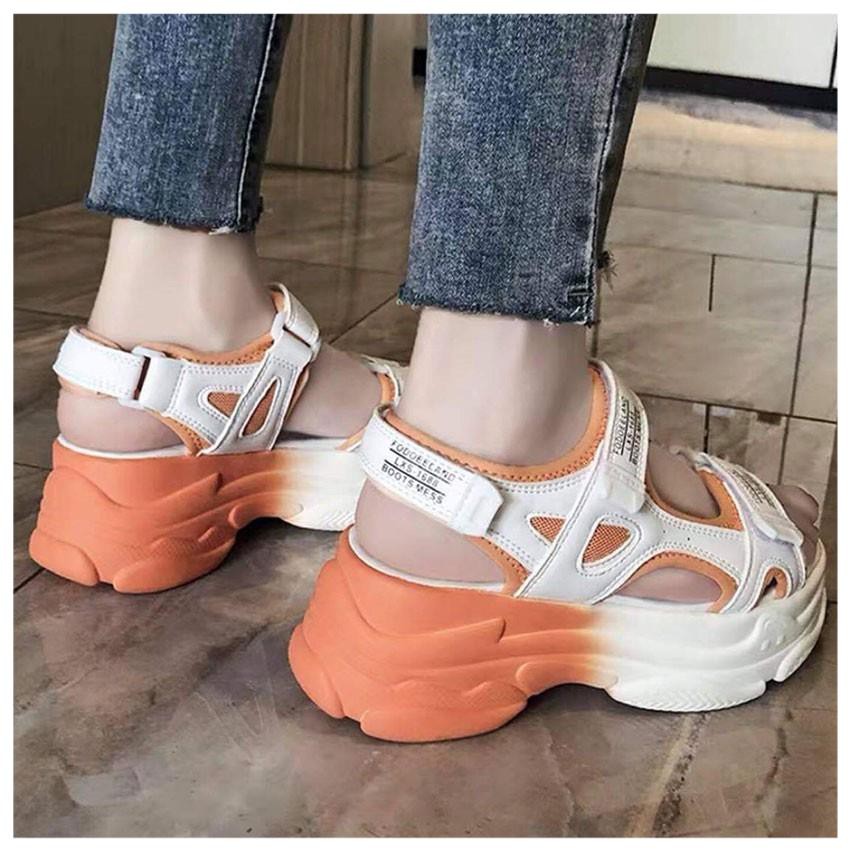 Giày Sandal Nữ - Dép Sneaker Bánh Mì Nữ Kiểu Dáng Hiện Đại, Ôm Sat Chân Đi Thoải Mái, Dành Cho Các Phái Nữ