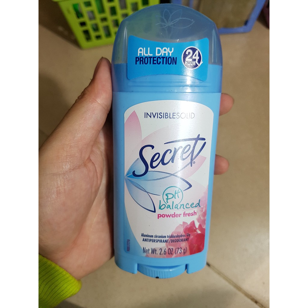 Lăn khử mùi Secret Invisible Solid 73g