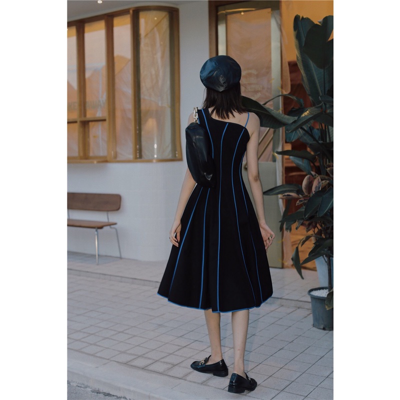 Đầm Xoè Mushroom Lee - Màu Đen Line Xanh